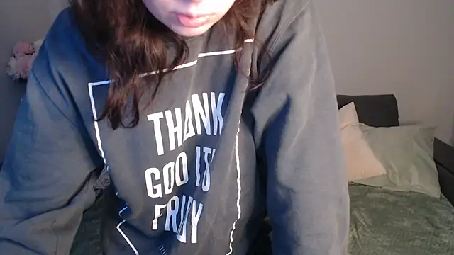 Mini Diva online show from 02-05-25, 09:04