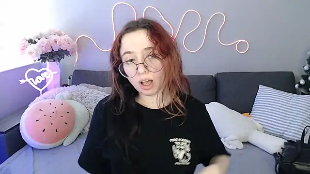 Mini Diva online show from 03-02-26, 09:05