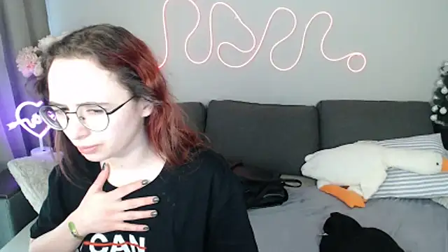 Mini Diva online show from 03-27-26, 09:21