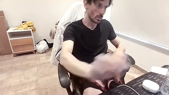 nicolaaaaas online show from 10-24-25, 12:45