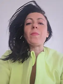lovewildguy1 online show from 05-01-26, 05:34