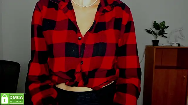 annakillianox online show from 09-28-25, 05:24