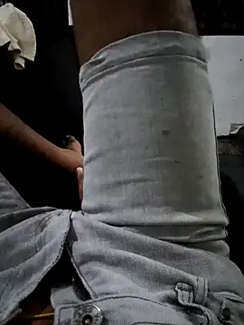 Heman100492 online show from 02-01-25, 05:47