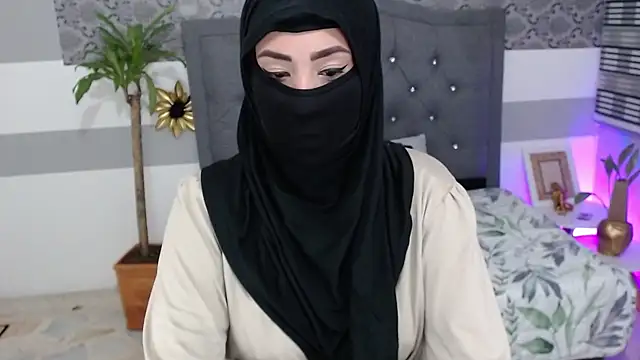 Snapshot of Jalima_sabag chatting on 01-27-25, 09:55 Jalima sabag online show from 01-27-25, 09:55