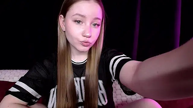 SindiWatsoon online show from 12-22-24, 12:49