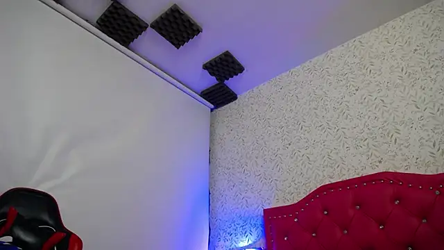 luly pink online show from 12-20-25, 03:13