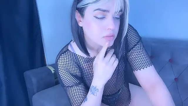 Snapshot of Arab_tgirl chatting on 11-22-25, 11:04 Arab tgirl online show from 11-22-25, 11:04