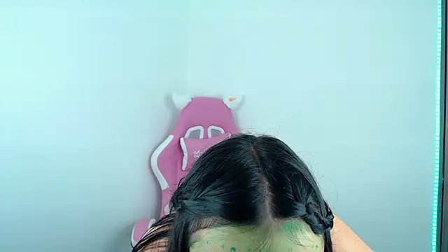 Snapshot of nahia__2 chatting on 10-24-25, 09:55 nahia 2 online show from 10-24-25, 09:55