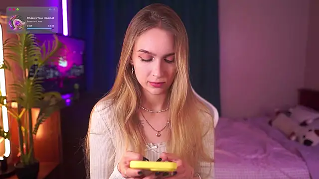 Kamila icee online show from 10-10-25, 07:57