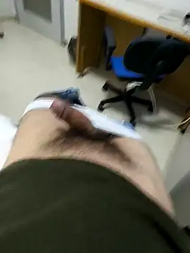 Snapshot of onbifeet chatting on 03-06-25, 03:56 onbifeet online show from 03-06-25, 03:56