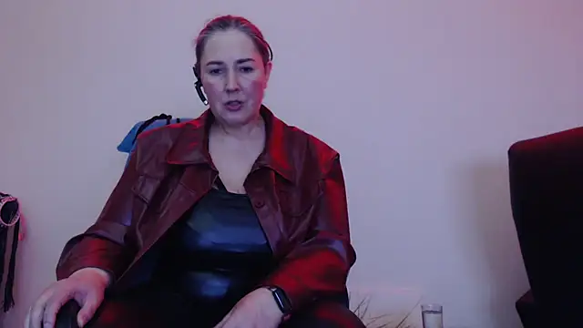 MilfGina online show from 01-13-25, 08:15