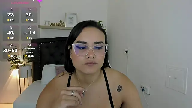 zoe danae  online show from 01-24-25, 12:10