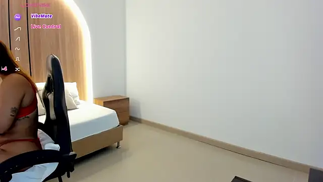 zoe danae  online show from 04-21-26, 12:44