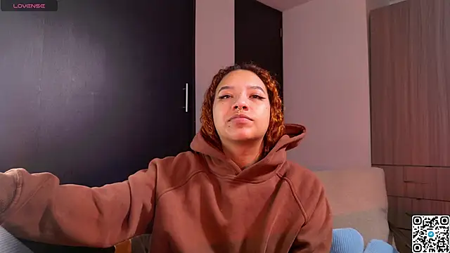 Snapshot of rubi_star chatting on 01-21-25, 11:02 rubi star online show from 01-21-25, 11:02