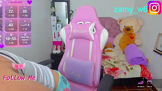 Snapshot of karla_cute01 chatting on 05-20-26, 05:02 karla cute01 online show from 05-20-26, 05:02