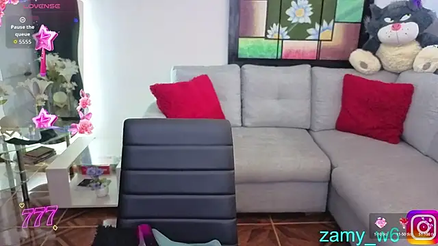 Snapshot of karla_cute01 chatting on 07-19-26, 05:00 karla cute01 online show from 07-19-26, 05:00