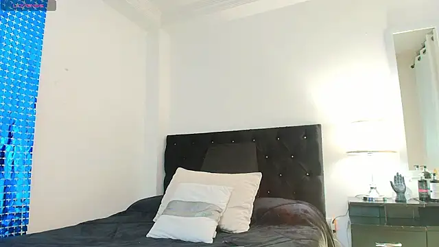 MeganLorensx online show from 02-03-26, 06:35