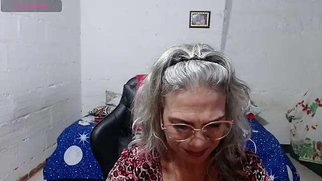 Snapshot of Giorgia_xue53 chatting on 12-11-24, 08:04 Giorgia xue53 online show from 12-11-24, 08:04