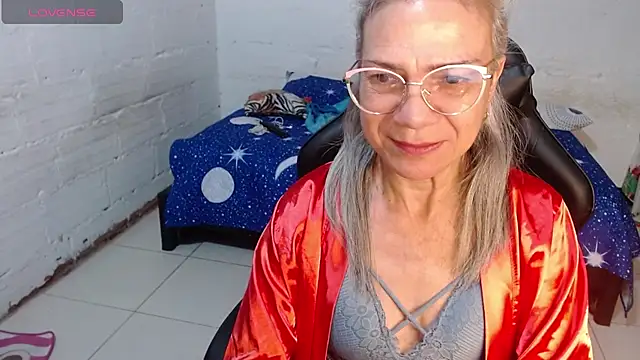 Snapshot of Giorgia_xue53 chatting on 12-17-24, 04:23 Giorgia xue53 online show from 12-17-24, 04:23