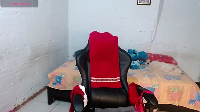 Snapshot of Giorgia_xue53 chatting on 12-25-24, 07:57 Giorgia xue53 online show from 12-25-24, 07:57