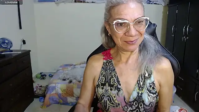 Snapshot of Giorgia_xue53 chatting on 02-01-25, 04:14 Giorgia xue53 online show from 02-01-25, 04:14