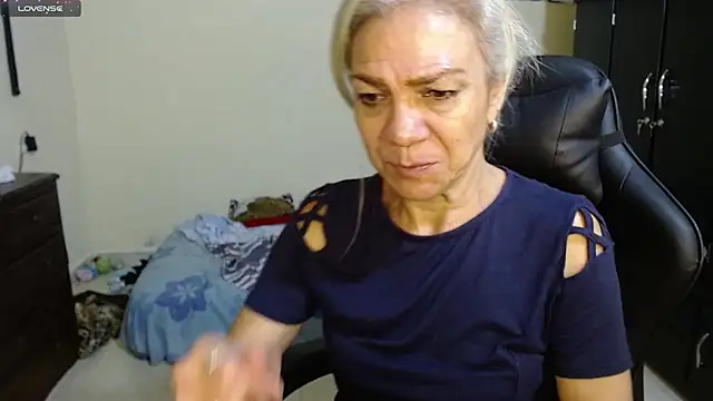 Snapshot of Giorgia_xue53 chatting on 02-09-25, 08:00 Giorgia xue53 online show from 02-09-25, 08:00