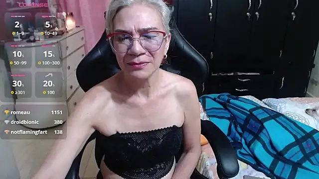 Snapshot of Giorgia_xue53 chatting on 11-01-25, 03:19 Giorgia xue53 online show from 11-01-25, 03:19