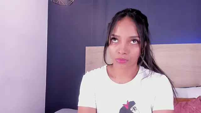 Snapshot of Daliana_Beck chatting on 09-26-25, 08:46 Daliana Beck online show from 09-26-25, 08:46