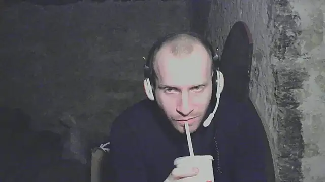 Snapshot of GoodSeksLove chatting on 03-07-25, 05:28 GoodSeksLove online show from 03-07-25, 05:28