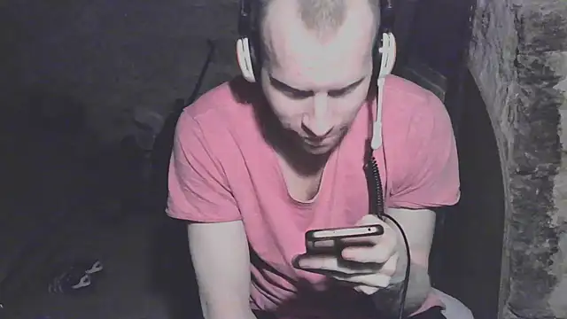 Snapshot of GoodSeksLove chatting on 03-08-25, 05:54 GoodSeksLove online show from 03-08-25, 05:54