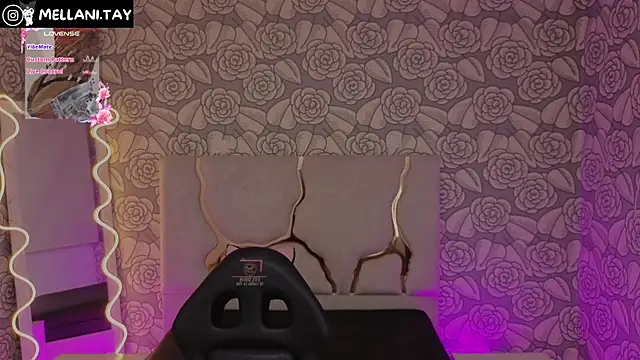 Mellani tay online show from 09-30-25, 03:22