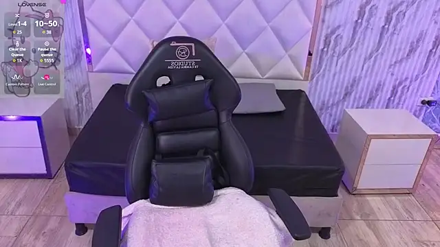 Mellani tay online show from 12-21-25, 03:13