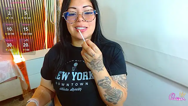 martinna tay online show from 03-26-26, 05:02