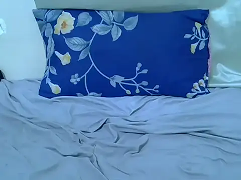 pointy bloom online show from 04-11-26, 07:13