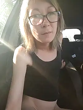 Snapshot of Timide_girl2 chatting on 02-04-25, 01:38 Timide girl2 online show from 02-04-25, 01:38