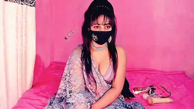 Snapshot of Lexi_Lore_X chatting on 10-17-25, 04:53 Lexi Lore X online show from 10-17-25, 04:53