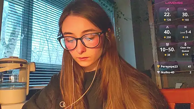 monlight  dana online show from 04-05-26, 04:59