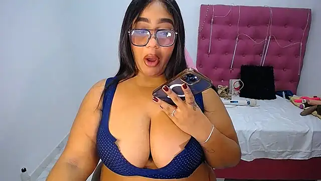 Mady Kolemam online show from 07-08-26, 01:54