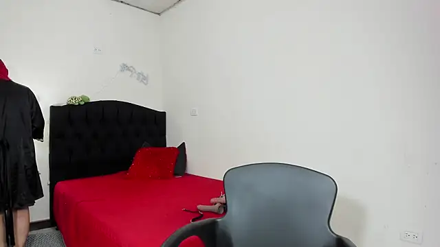 RedQueenMilf online show from 03-14-25, 10:05