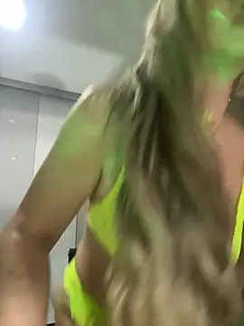 LARIANA RIVERA23 online show from 03-19-25, 06:14