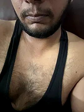 Snapshot of indianhotche chatting on 12-14-25, 08:24 indianhotche online show from 12-14-25, 08:24