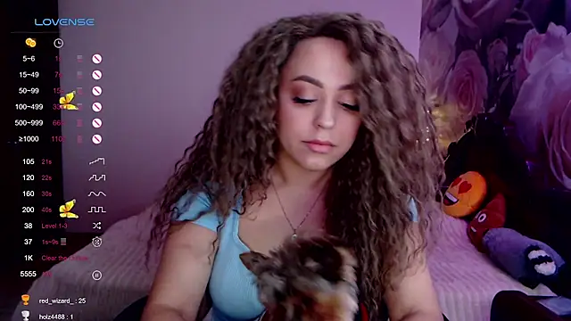 Snapshot of _Just_a_queen_3 chatting on 12-12-24, 06:21 Just a queen 3 online show from 12-12-24, 06:21