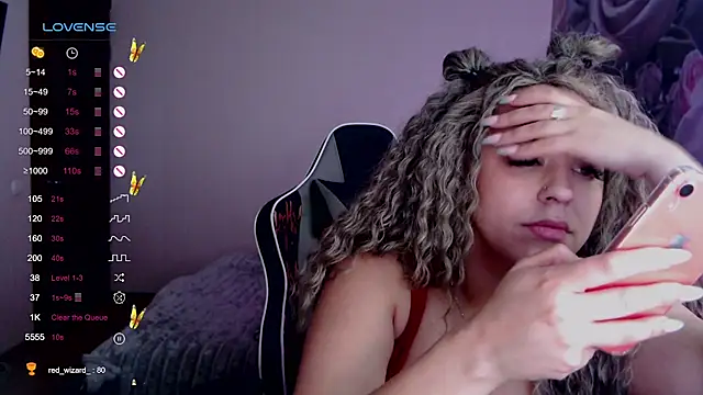 Snapshot of _Just_a_queen_3 chatting on 01-24-25, 09:47 Just a queen 3 online show from 01-24-25, 09:47