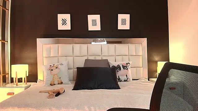 lisa casper online show from 02-06-25, 04:14