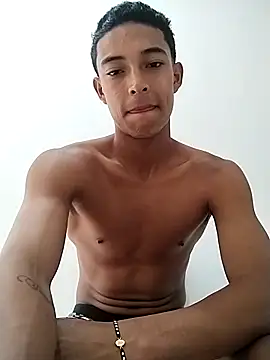 Snapshot of Demiansteven2 chatting on 01-11-25, 04:36 Demiansteven2 online show from 01-11-25, 04:36