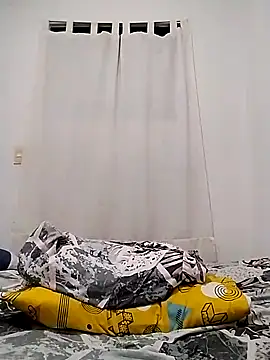 Snapshot of Demiansteven2 chatting on 01-12-25, 04:42 Demiansteven2 online show from 01-12-25, 04:42