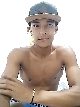 Snapshot of Demiansteven2 chatting on 01-30-25, 03:55 Demiansteven2 online show from 01-30-25, 03:55