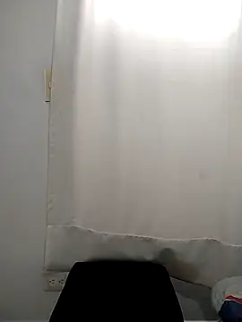 Snapshot of Demiansteven2 chatting on 02-05-25, 08:25 Demiansteven2 online show from 02-05-25, 08:25