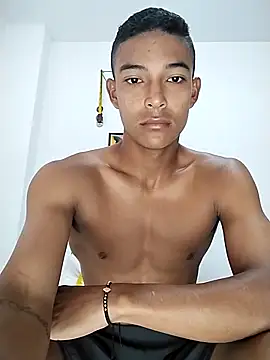 Snapshot of Demiansteven2 chatting on 03-05-25, 01:06 Demiansteven2 online show from 03-05-25, 01:06