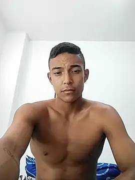 Snapshot of Demiansteven2 chatting on 03-14-25, 07:01 Demiansteven2 online show from 03-14-25, 07:01